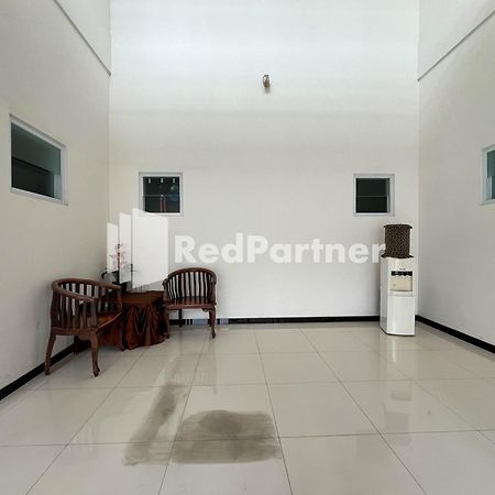 Griya Borobudur Malang Syariah Redpartner Blimbing  외부 사진