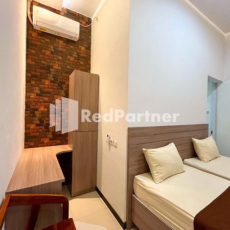 Griya Borobudur Malang Syariah Redpartner Blimbing  외부 사진